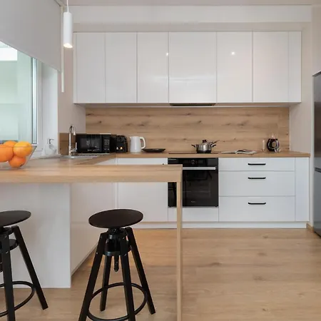 Bright & Stylish With Balcony 1,5 Km To Main By Renters Apartment Gdansk
